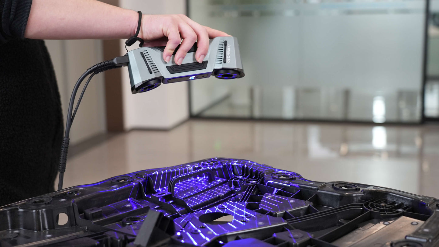 Shining3D FreeScan Combo+ – mobiler metrologischer 3D-Scanner